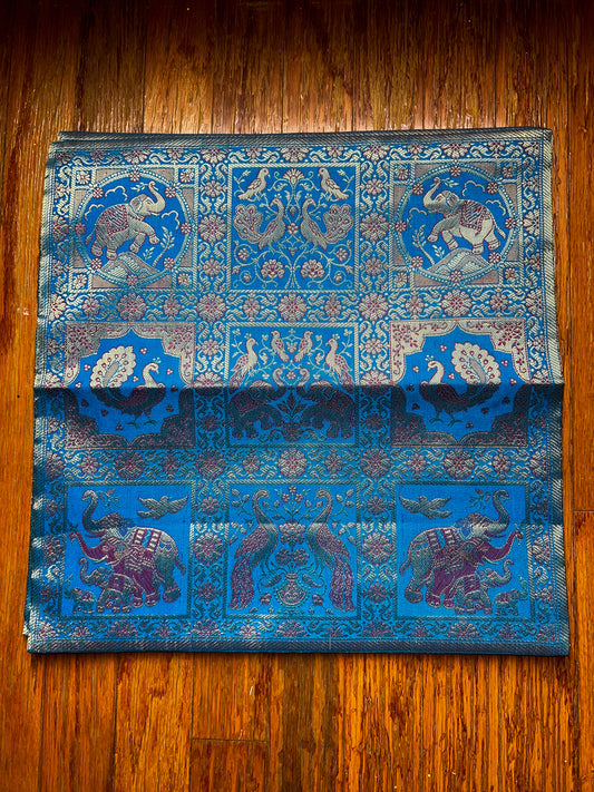 Beautiful Pillow - Blue Animals x2